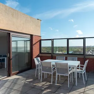 Appartement Superb Penthouse Seaview Near, Brugge