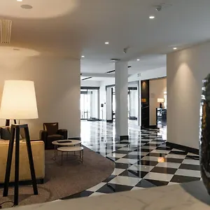 Le Bois De Hotel