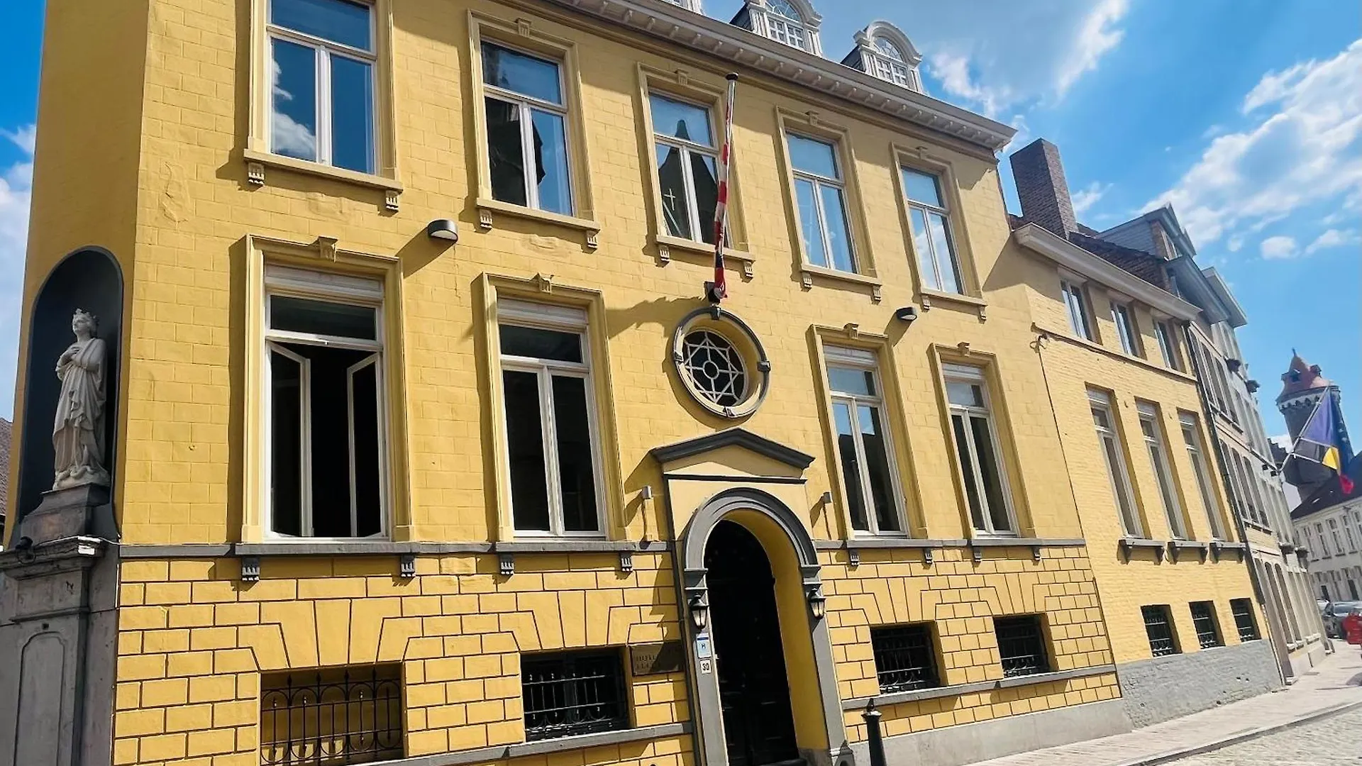 Hotel Lucca Brugia